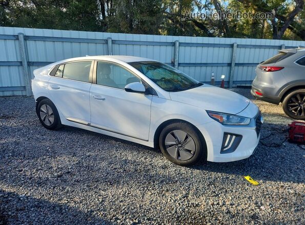 KMHC75LC8MU248549 2021 HYUNDAI IONIQ White Przód prawy