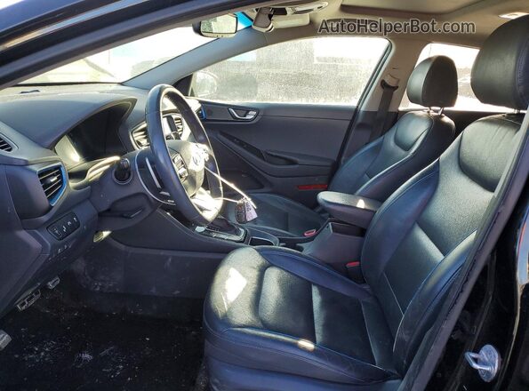 KMHC75LD1JU096408 2018 HYUNDAI IONIQ Черный Вид салона спереди