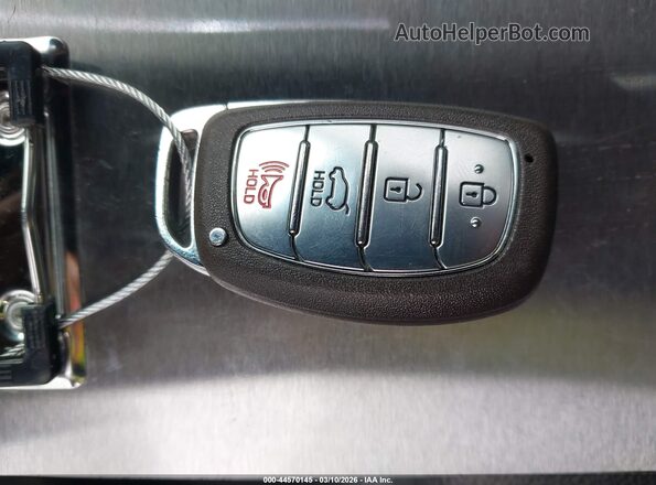 KMHC85LC3JU075094 2018 HYUNDAI IONIQ HYBRID Silver წინა პანელის ხედი