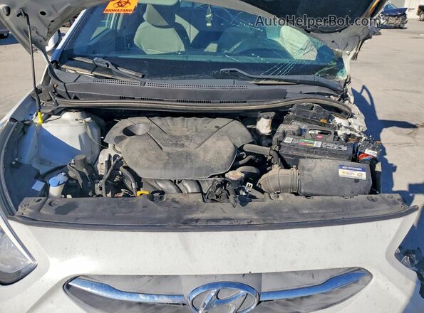 KMHCT4AE2HU369237 2017 HYUNDAI ACCENT Белый Вид задней части салона