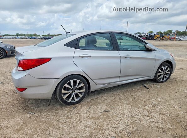 KMHCT4AE5HU251344 2017 HYUNDAI ACCENT Silver Tył prawy