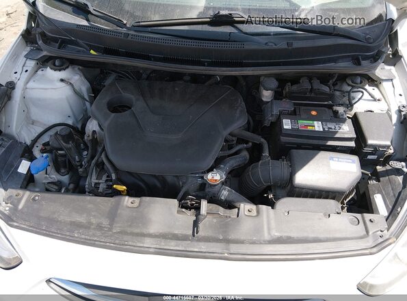KMHCT4AE7HU372120 2017 HYUNDAI ACCENT Белый Вид сзади
