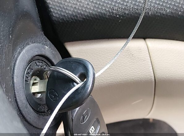 KMHCT4AE7HU372120 2017 HYUNDAI ACCENT Белый Вид панели приборов