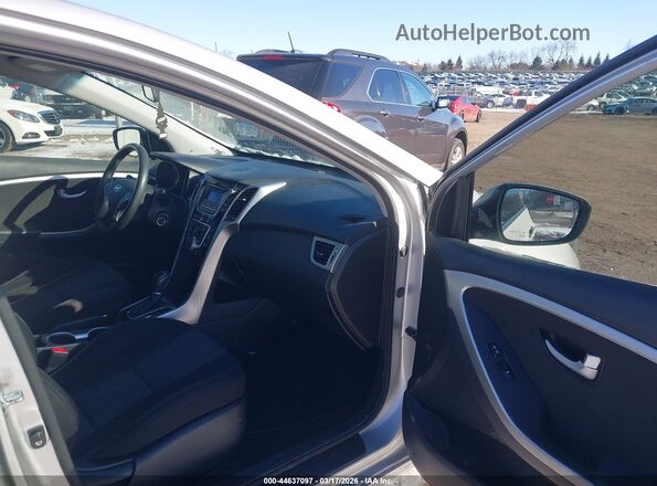 KMHD35LH5GU270072 2016 HYUNDAI ELANTRA GT Серебряный Вид салона спереди