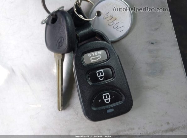 KMHD74LF1KU791831 2019 HYUNDAI ELANTRA Красный Вид панели приборов