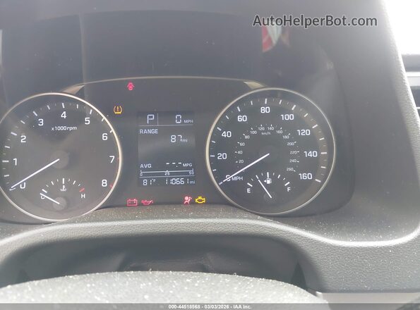 KMHD74LF2HU078932 2017 HYUNDAI ELANTRA Black Widok tylnych siedzeń