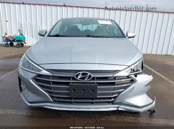 KMHD74LF6LU952899 2020 HYUNDAI ELANTRA Серебряный Вид задней части салона