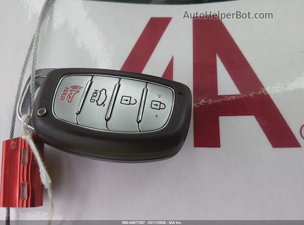 KMHD84LF1HU335933 2017 HYUNDAI ELANTRA Черный Вид панели приборов