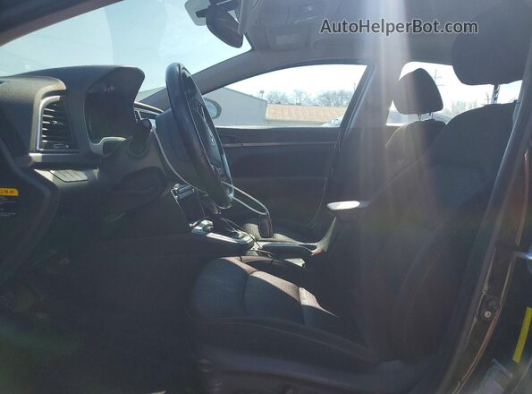 KMHD84LF3HU261270 2017 HYUNDAI ELANTRA Black Widok wnętrza z przodu
