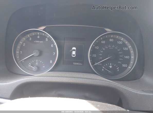 KMHD84LF9JU503033 2018 HYUNDAI ELANTRA Black Widok tylnych siedzeń