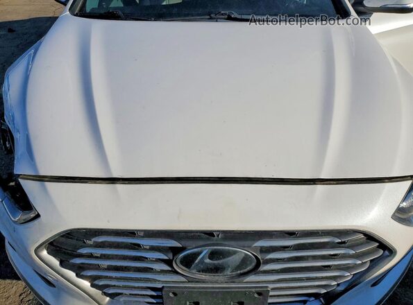 KMHE24L37KA089474 2019 HYUNDAI SONATA White Вид задньої частини салону