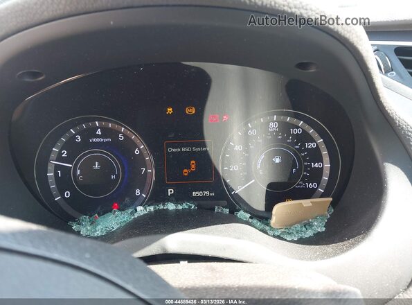 KMHFG4JG3HA590303 2017 HYUNDAI AZERA Черный Вид задних сидений