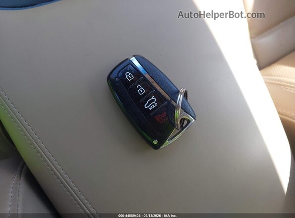KMHFG4JG3HA590303 2017 HYUNDAI AZERA Черный Вид панели приборов
