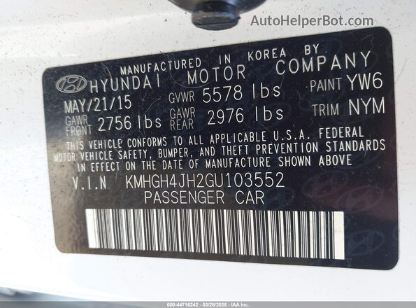 KMHGH4JH2GU103552 2016 HYUNDAI EQUUS White Vista del compartimento del motor