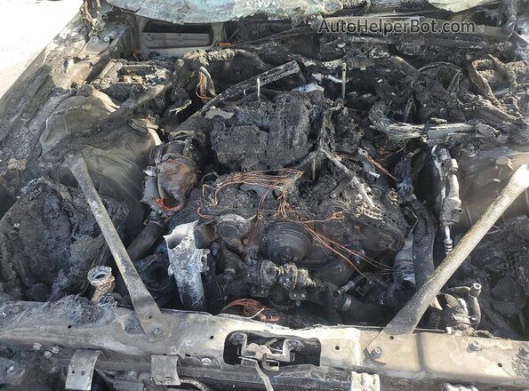 KMHGN4JB4JU215958 2018 GENESIS G80 Серый Вид задней части салона