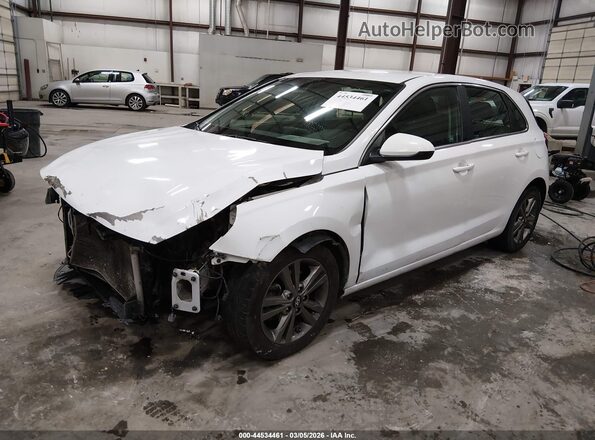 KMHH35LE1JU019516 2018 HYUNDAI ELANTRA GT Белый Передняя левая четверть