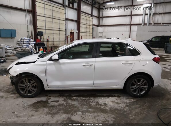 KMHH35LE1JU019516 2018 HYUNDAI ELANTRA GT Белый 