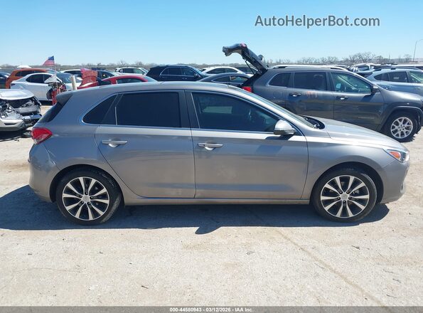 KMHH35LE1LU141649 2020 HYUNDAI ELANTRA GT Серебряный Вид задней части салона