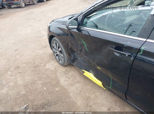 KMHH35LE2JU016382 2018 HYUNDAI ELANTRA GT Черный Вид спереди