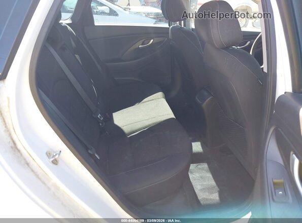 KMHH35LE6KU114672 2019 HYUNDAI ELANTRA GT White Widok naklejki z numerem VIN