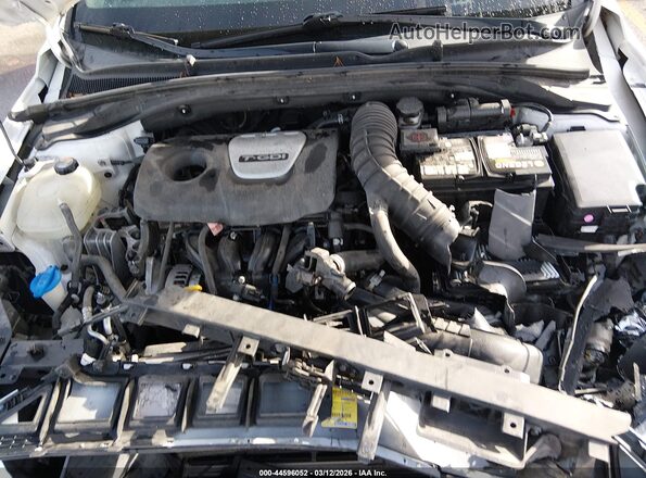 KMHH55LC2JU054638 2018 HYUNDAI ELANTRA GT Белый Вид сзади