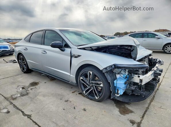 KMHL54JC2RA401048 2024 HYUNDAI SONATA Gray Delantero derecho