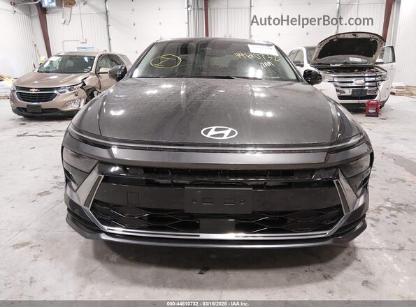 KMHL64JA2SA490945 2025 HYUNDAI SONATA Black ხელსაწყოთა პანელის ხედი