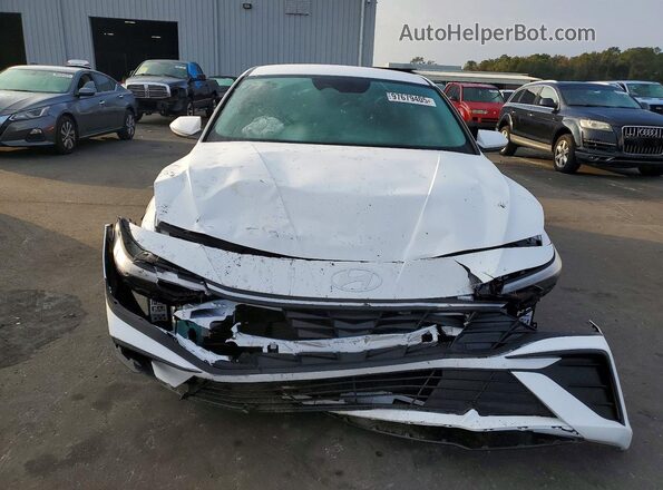 KMHLL4DG3SU093994 2025 HYUNDAI ELANTRA Белый Вид спереди