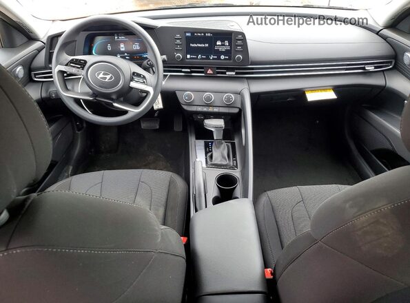 KMHLL4DG5TU110411 2026 HYUNDAI ELANTRA Белый Вид панели приборов