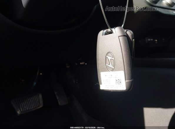 KMHLL4DG9SU958063 2025 HYUNDAI ELANTRA Gray Widok deski rozdzielczej