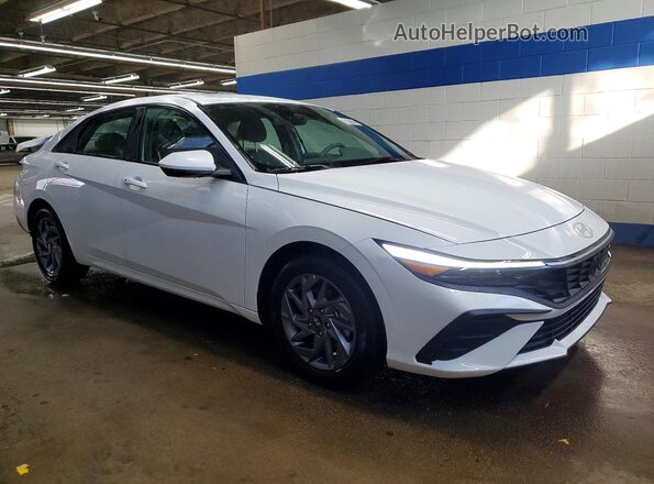 KMHLM4DJXTU190653 2026 HYUNDAI ELANTRA Белый Передняя правая четверть