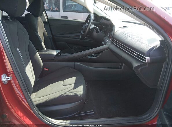 KMHLS4AG5PU618844 2023 HYUNDAI ELANTRA Red Widok wnętrza z przodu