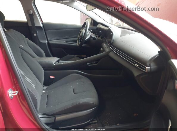 KMHLS4AG6PU463527 2023 HYUNDAI ELANTRA Красный Вид салона спереди