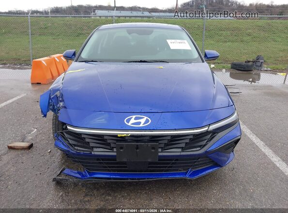 KMHLS4DG3SU038867 2025 HYUNDAI ELANTRA Blue Вид задньої частини салону