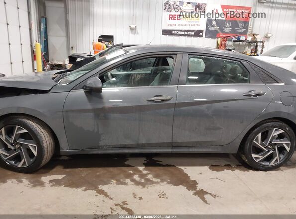 KMHLS4DG6SU031007 2025 HYUNDAI ELANTRA Gray 360 interior view