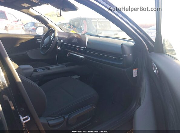 KMHM24AC2RA080478 2024 HYUNDAI IONIQ 6 Черный Вид салона спереди
