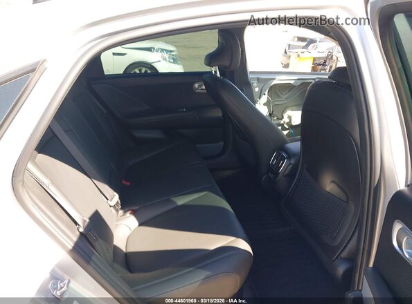 KMHM34AA7RA062179 2024 HYUNDAI IONIQ 6 Silver Vista de la etiqueta del VIN