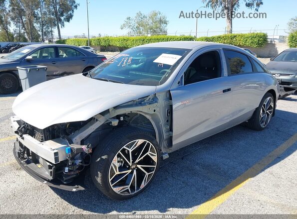 KMHM34AA7RA062179 2024 HYUNDAI IONIQ 6 Silver Vista tres cuartos delantera izquierda