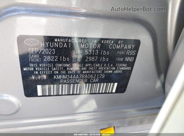KMHM34AA7RA062179 2024 HYUNDAI IONIQ 6 Silver Vista del compartimento del motor