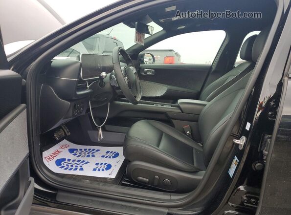 KMHM34AC3RA060611 2024 HYUNDAI IONIQ Черный Вид салона спереди