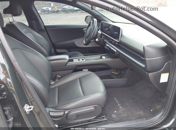 KMHM34AC3RA062987 2024 HYUNDAI IONIQ 6 Black Սալոնի դիմացի տեսք