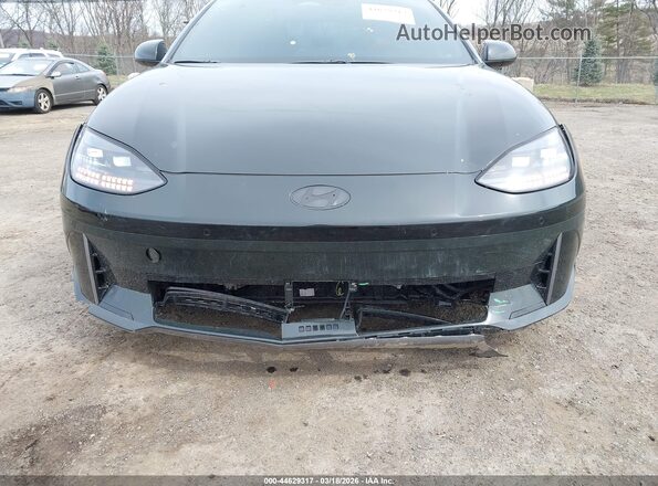 KMHM34AC3RA062987 2024 HYUNDAI IONIQ 6 Black Դիմացի տեսք