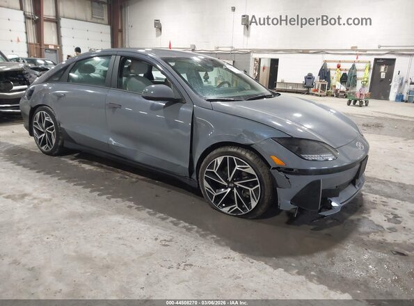 KMHM34AC8SA092136 2025 HYUNDAI IONIQ 6 Gray Przód prawy