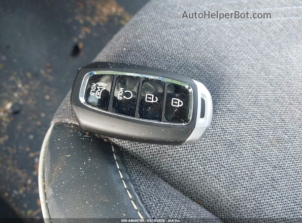 KMHRC8A32RU325014 2024 HYUNDAI VENUE Синий Вид панели приборов