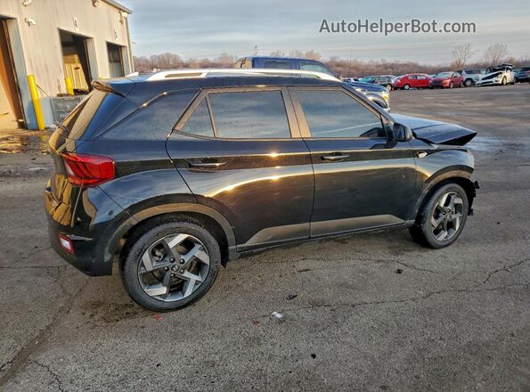 KMHRC8A32SU382027 2025 HYUNDAI VENUE Черный Задняя правая четверть