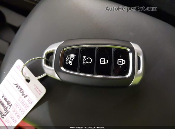 KMHRC8A34RU327153 2024 HYUNDAI VENUE White Widok deski rozdzielczej