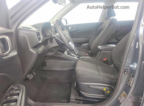 KMHRC8A34TU432671 2026 HYUNDAI VENUE Серый Вид салона спереди