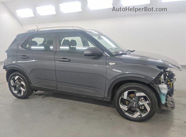 KMHRC8A34TU432671 2026 HYUNDAI VENUE Серый Передняя правая четверть