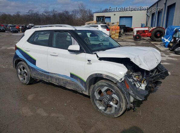 KMHRC8A35PU233733 2023 HYUNDAI VENUE Белый Передняя правая четверть