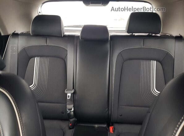 KMHRC8A38PU223844 2023 HYUNDAI VENUE Белый Вид задних сидений